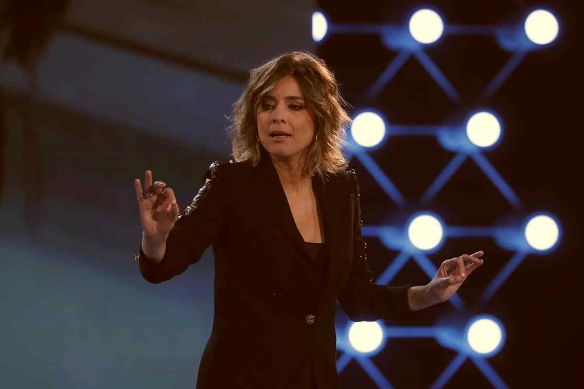 Sandra Barneda presentant un programa