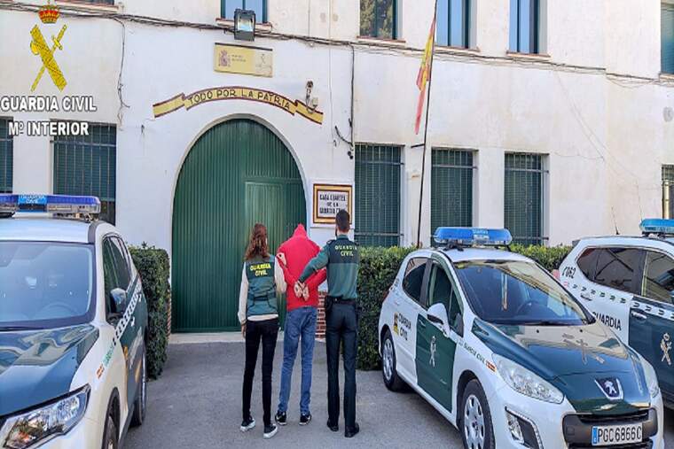 Detingut un home per intent d'homicidi a Canals