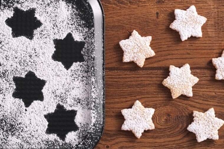 Galetes de xocolata amb formes d'estrelles