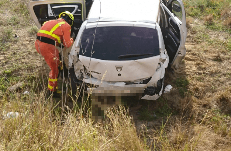Tres ferits en un accident de trà nsit entre 2 turismes a Oliva