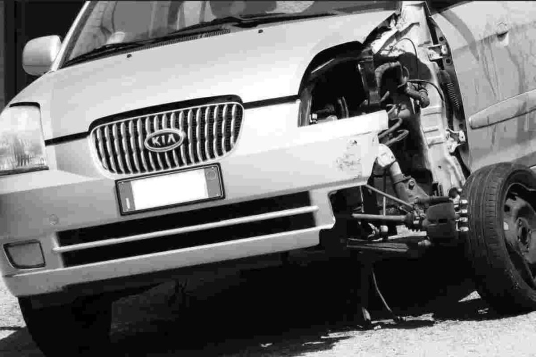 Imatge d'arxiu d'un cotxe accidentat