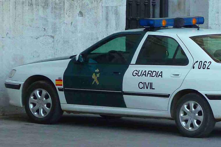 Els primers auxilis dels agents han sigut crucials per a l'estat de la víctima