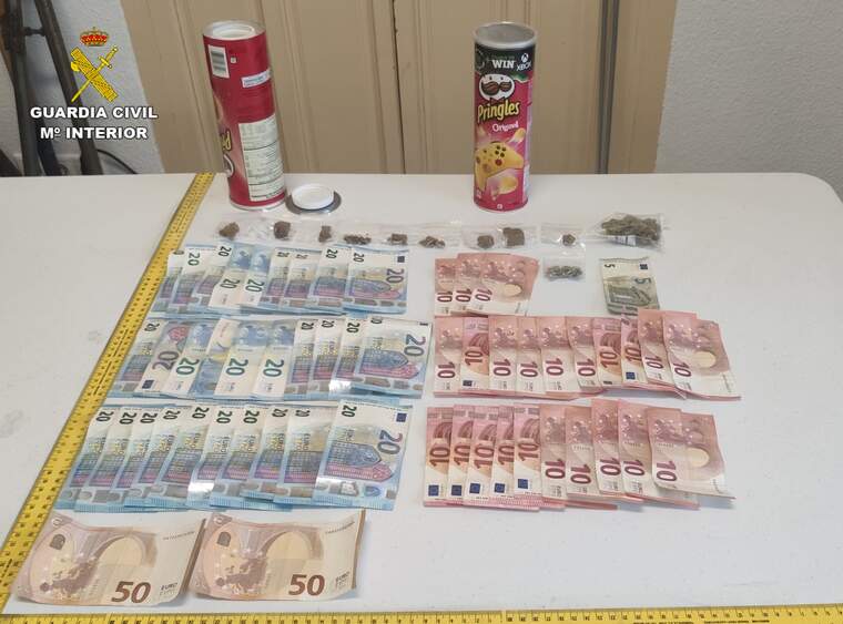 Bitllets de diferents quantitats confiscats per la Guàrdia Civil