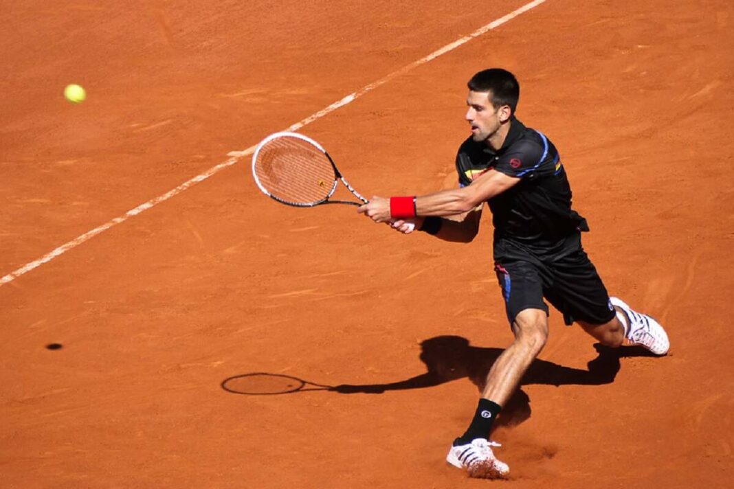 Novak Djokovic aconsegueix un ajornament de la seua deportació d’Australia