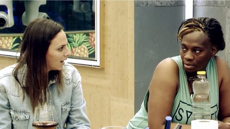 Irene Rosales i Carolina Sobe han intercanviat impressions sobre Tejado
