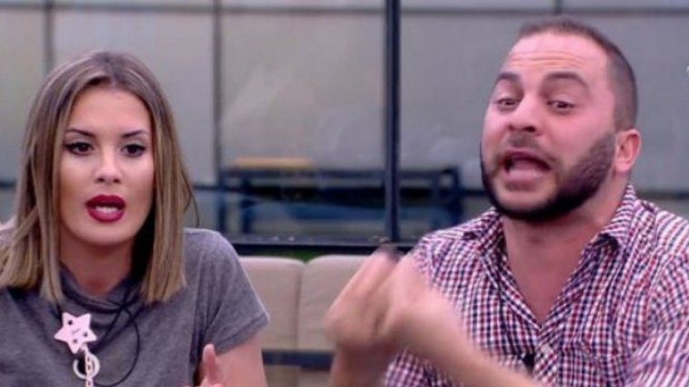 La famÃ­lia de Candela l'acusa de fatxenda i manipulador