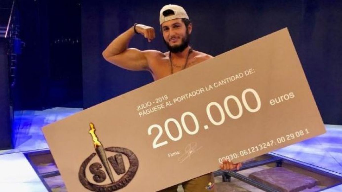 El xec de 200.000⬠de 'Supervivientes' va ser per Omar