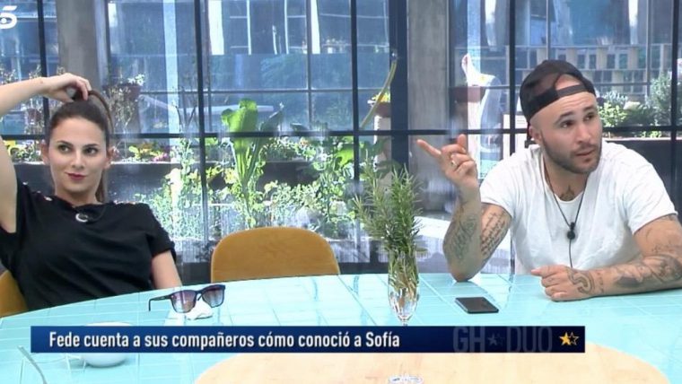 Kiko Rivera, atÃ²nit, escoltant la confessiÃ³ de Fede